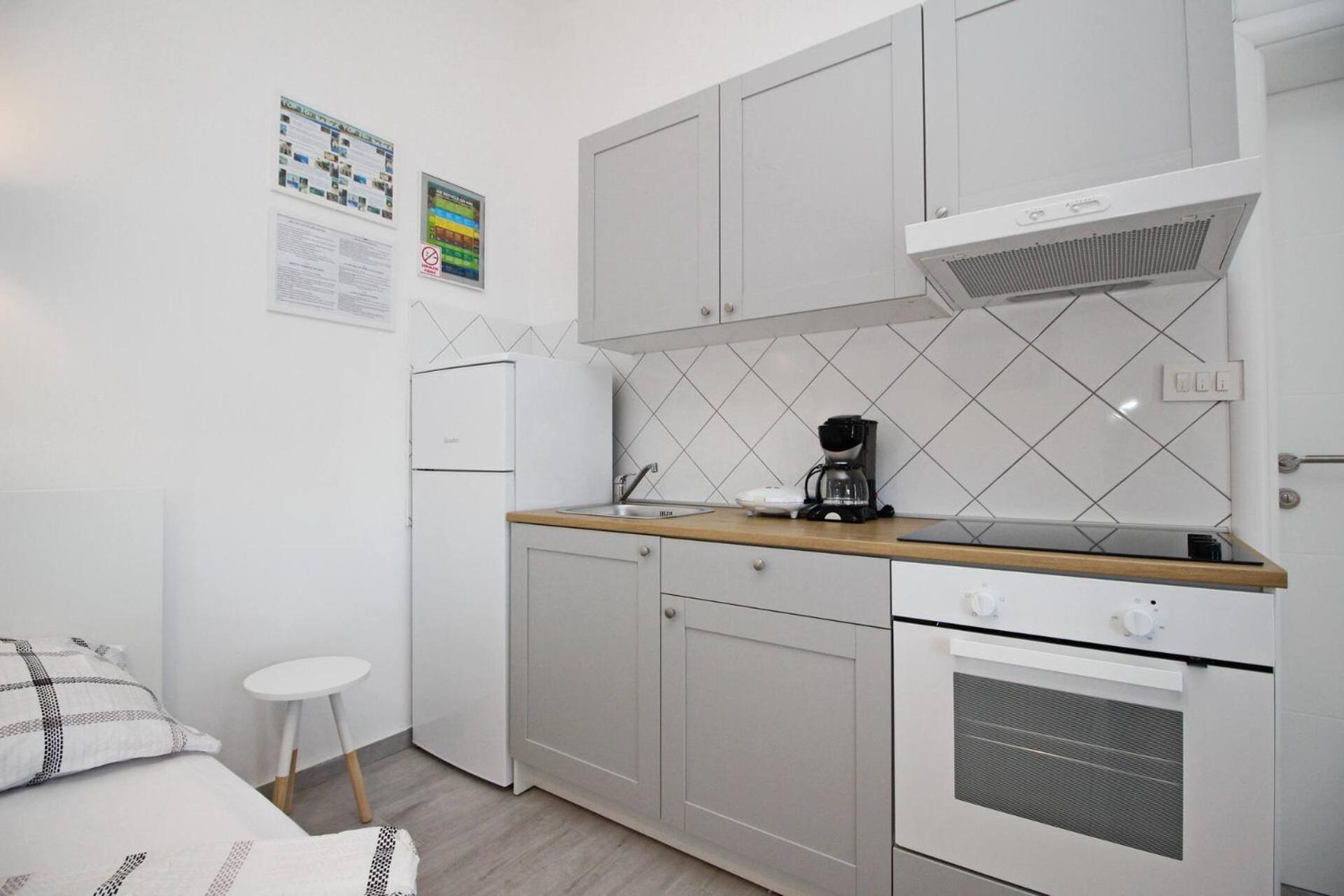 Apartments Lavanda - Kricin Башка Экстерьер фото