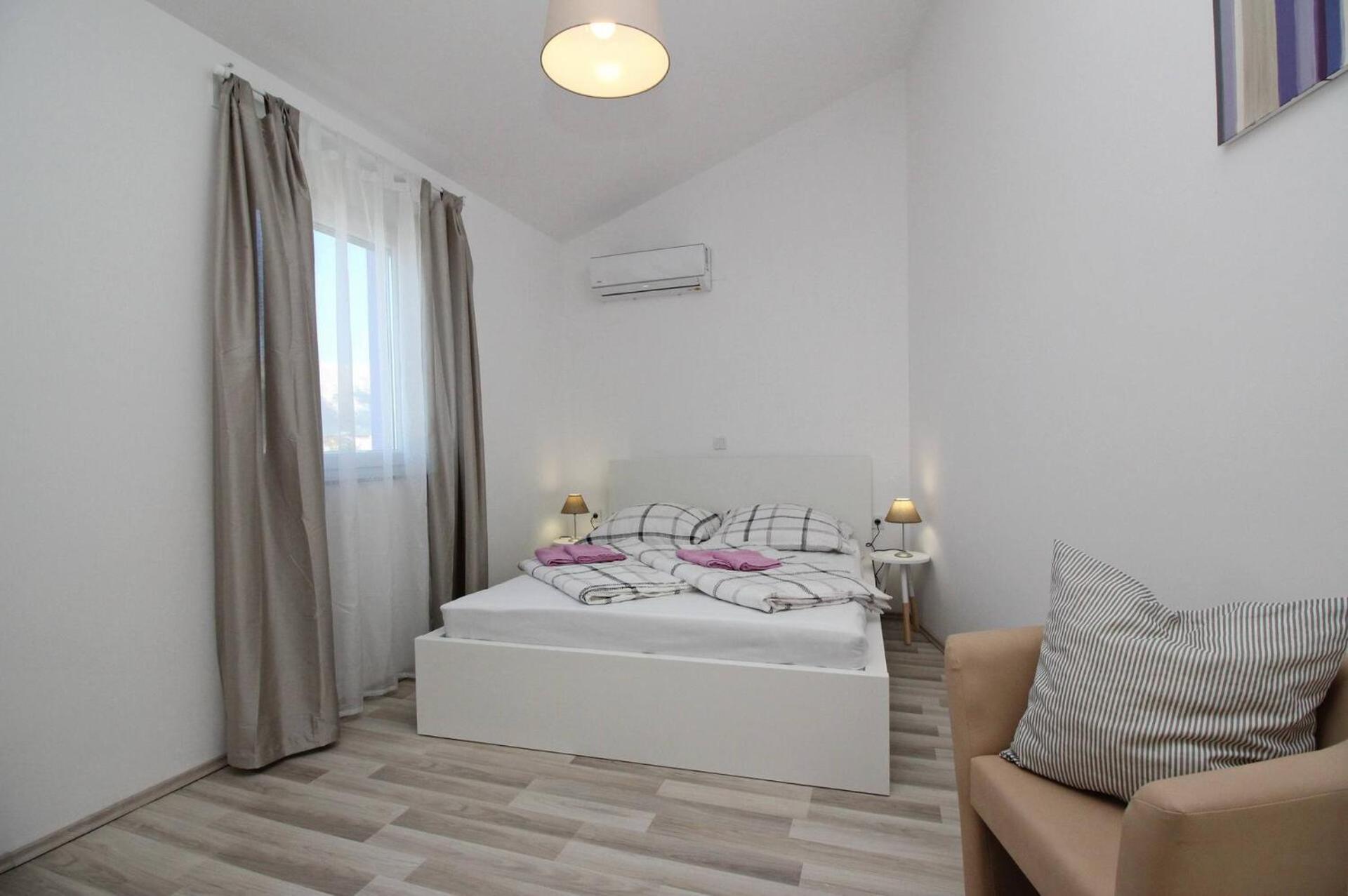Apartments Lavanda - Kricin Башка Экстерьер фото